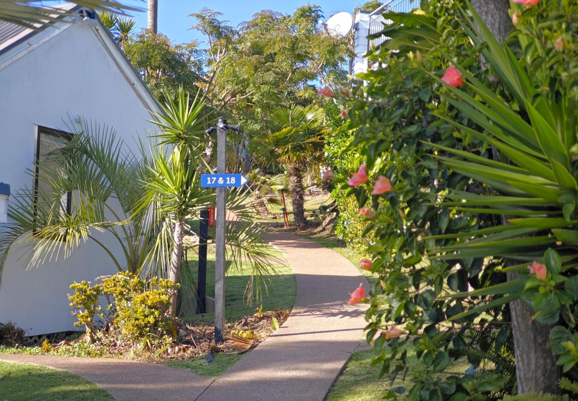Palm Beach Oasis With Free Wifi Екстериор снимка